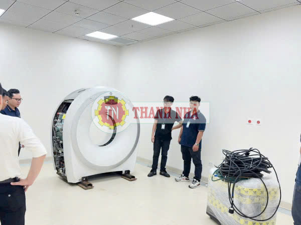 Bệnh viện tại Kiên Giang tiếp nhận thiết bị từ vận chuyển Thanh Nhã