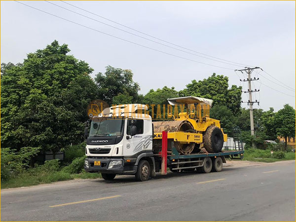 Thuê xe cẩu Thanh Nhã vận chuyển hàng hoá tại Thủ Thừa