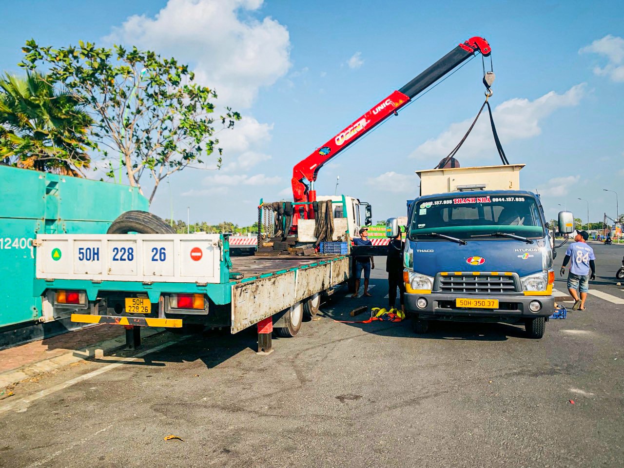 Dịch vụ cho thuê xe cẩu vận chuyển hàng hoá nội thành tỉnh Tiền Giang