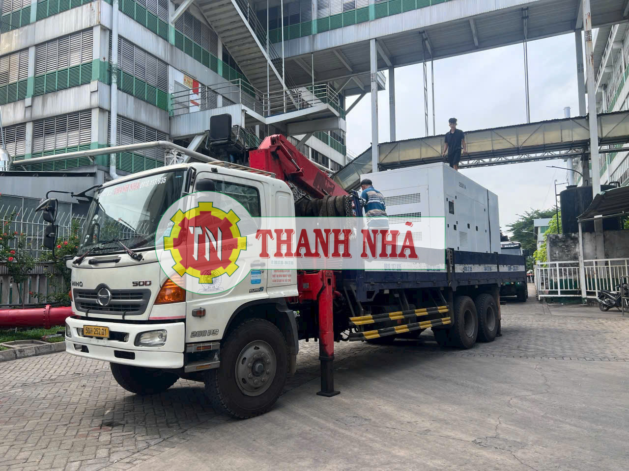 Dịch Vụ Xe Cẩu Hỗ Trợ Trạm Viễn Thông – Thi Công Nhanh Chóng An Toàn Tuyệt Đối Dịch Vụ Xe Cẩu Hỗ Trợ Trạm Viễn Thông – Thi Công Nhanh Chóng An Toàn Tuyệt Đối
